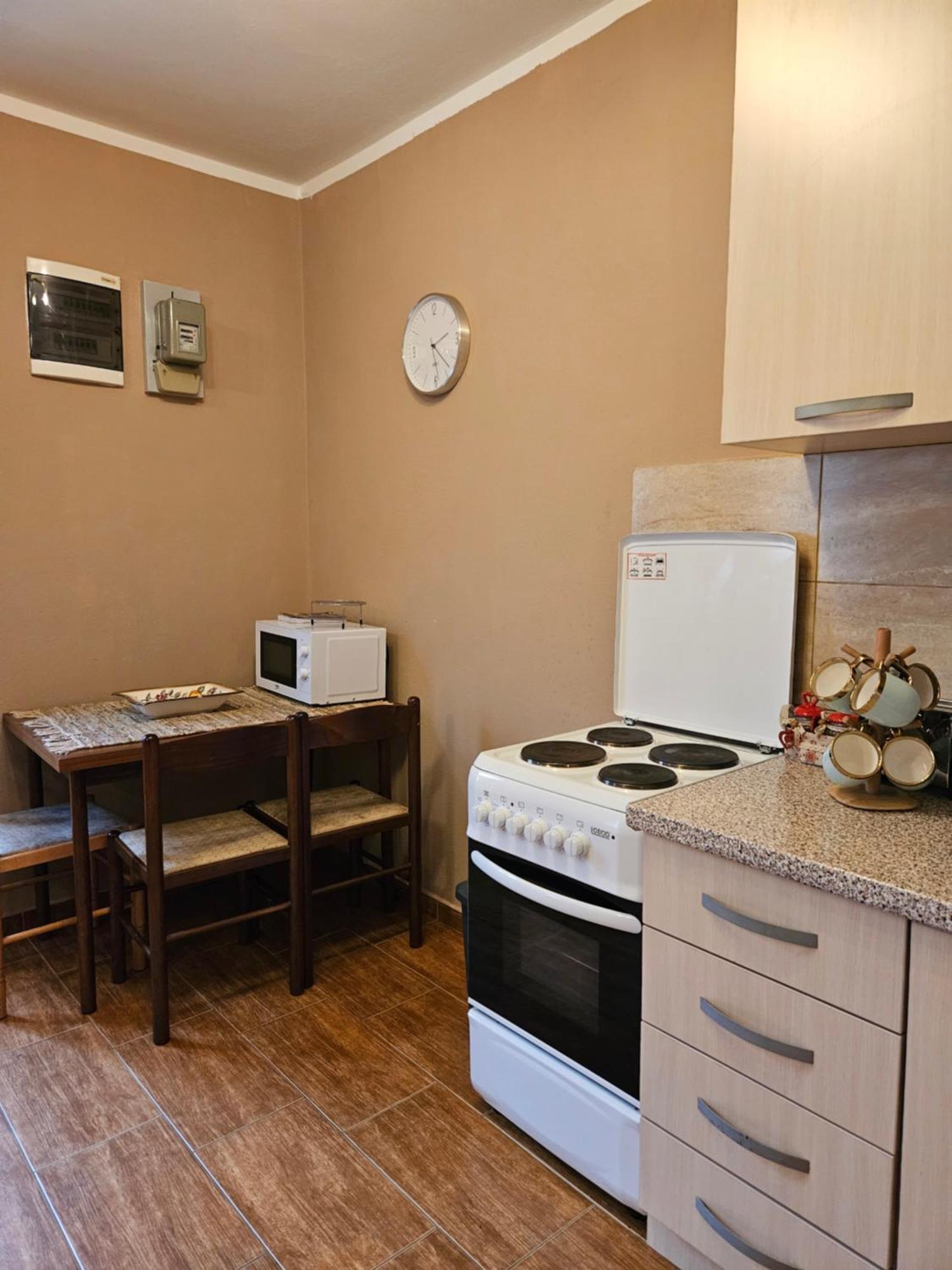 Apartment Aleksandar Kotor Exterior photo